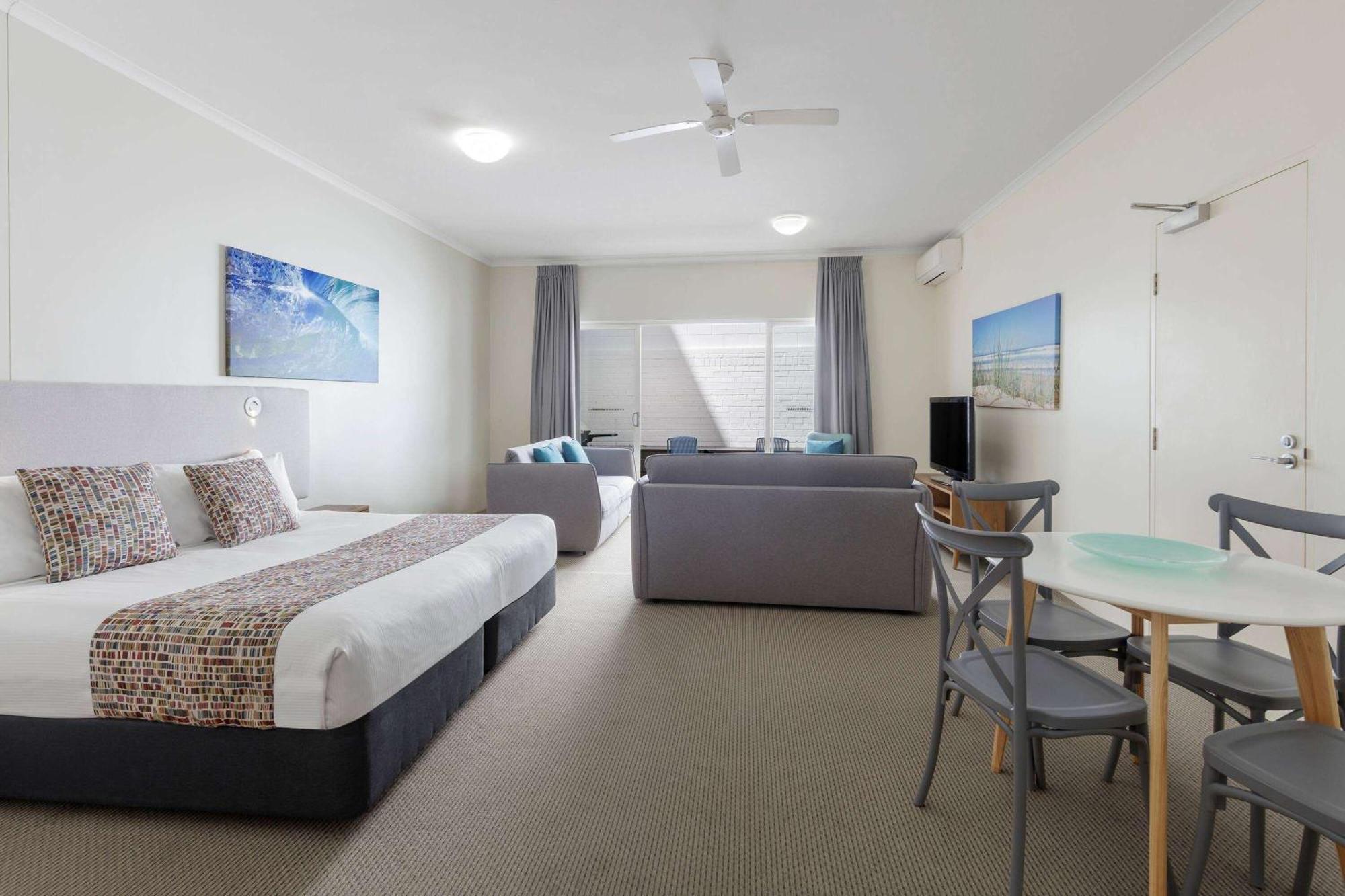 Ramada Resort By Wyndham Shoal Bay Εξωτερικό φωτογραφία
